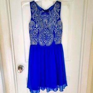 NEW Gorgeous Chi Chi London Dress Size 8